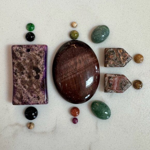 Cabochon Gemstone and Pendant Lot with Jade, Jasper, Carved Scarab and More - Picture 1 of 16